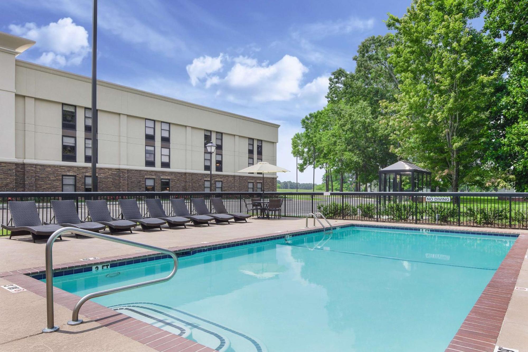 Hampton Inn Lagrange Near Callaway Gardens Exterior foto